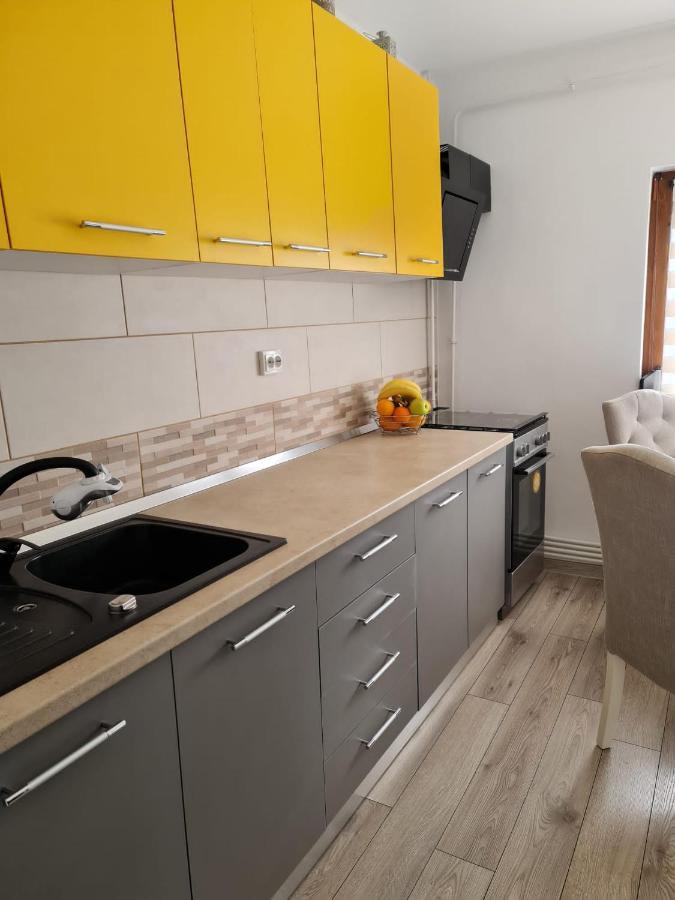 Stephanie Apartment Galati  Luaran gambar